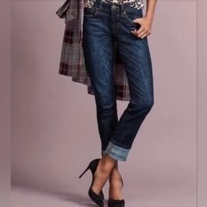 Cabi Jeans Lou Lou #334 in Medium Wash sz 4 (seeping for color)